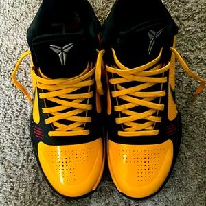 Kobe 5 Bruce lee          10.5